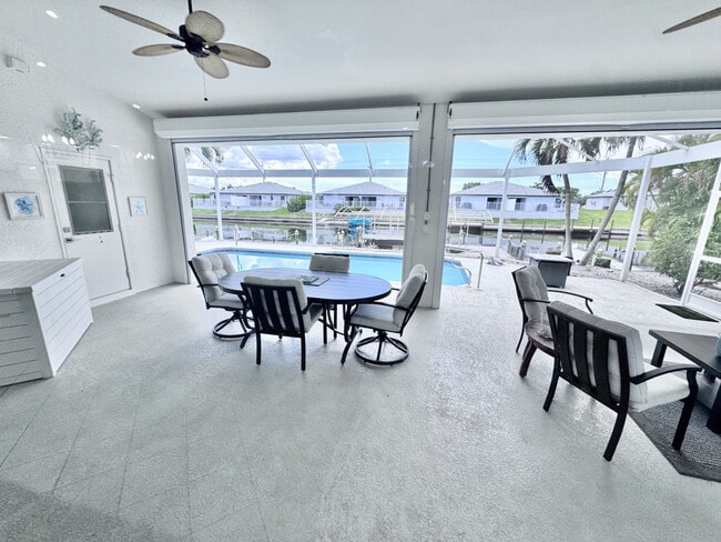 Building Photo - 236 SW 47th St