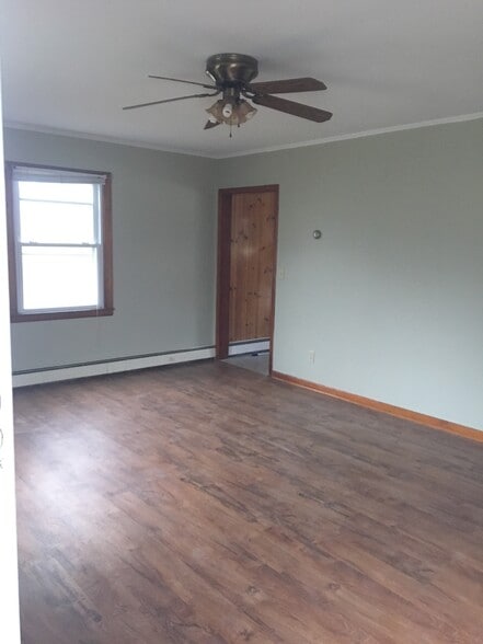 Building Photo - 401 Marlington St