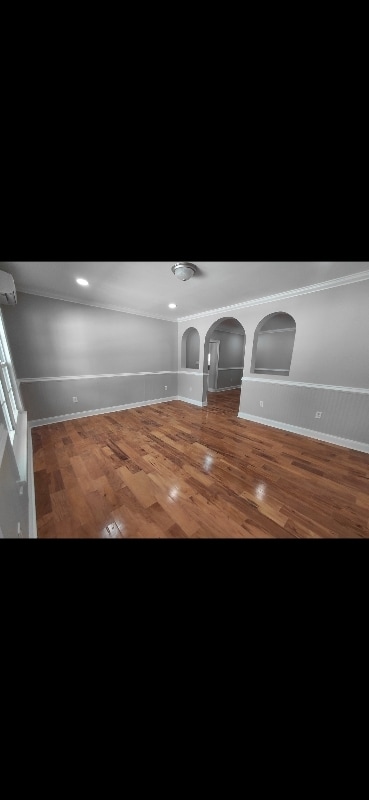 Building Photo - 134 River Rd