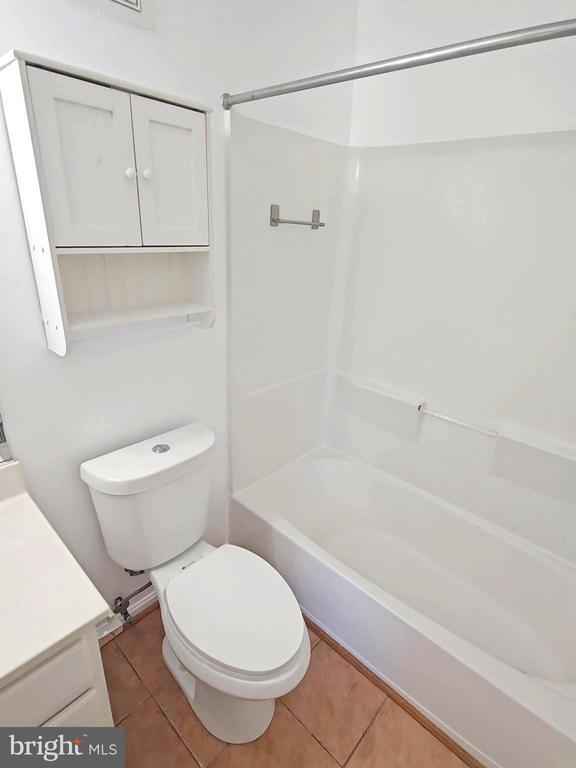 Building Photo - 19437 Rayfield Dr