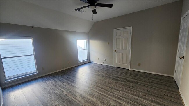 Building Photo - 4543 Westray Dr