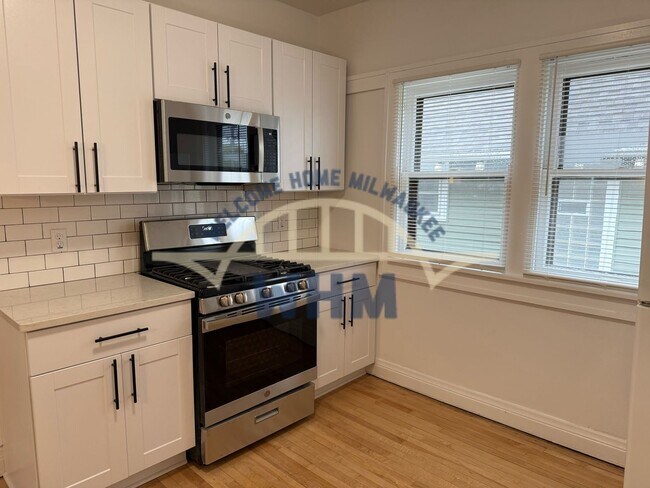 Building Photo - 1609 N 52nd St