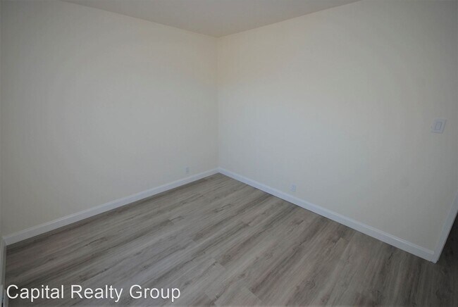 Building Photo - 1111 Mission Rd