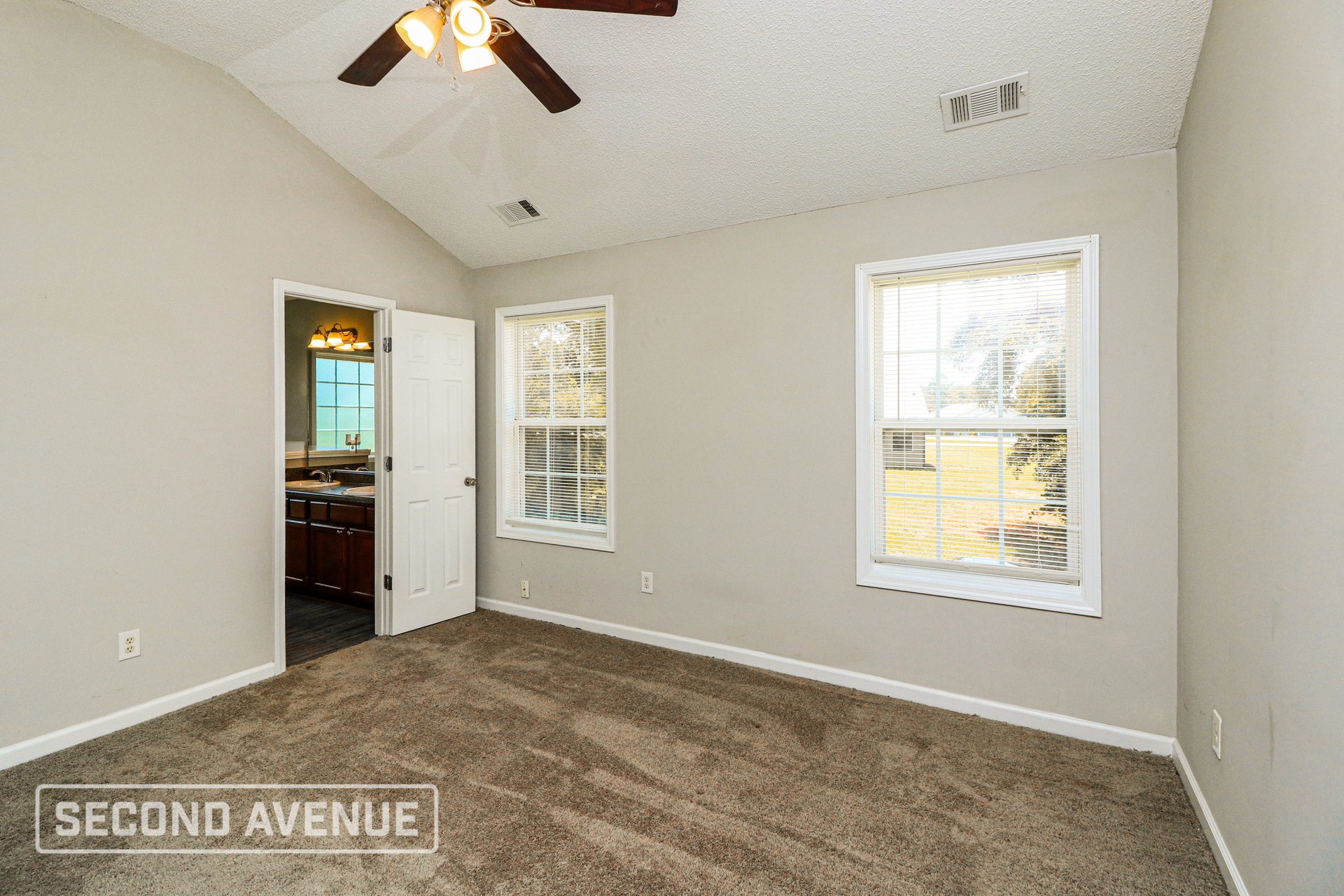 Building Photo - 24 Smith Cir