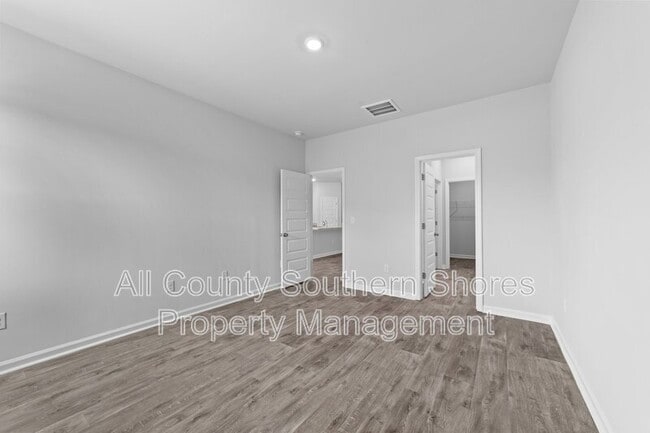 Building Photo - 239 Brackish Dr