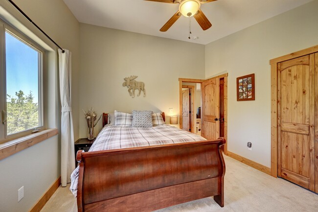 Building Photo - 1224 Lodgepole Dr