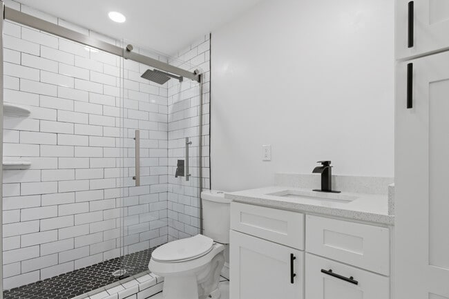 Building Photo - 4420 W Carmen St