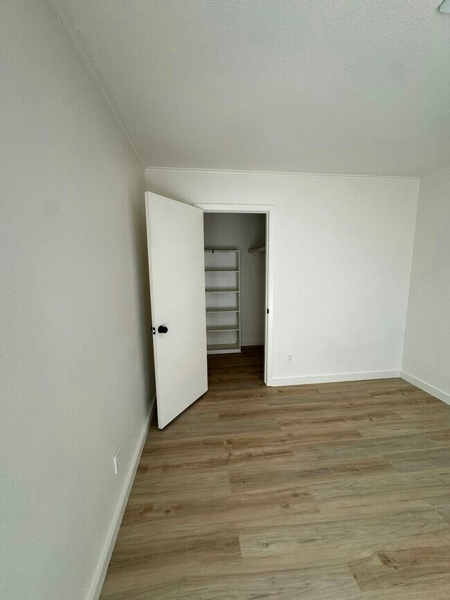 Building Photo - 3825 Old Faithful Ct