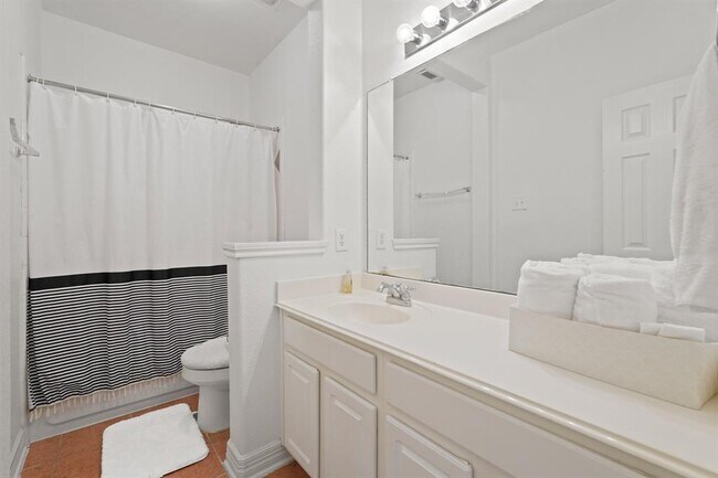 Building Photo - 9003 Creeks Gate Ct