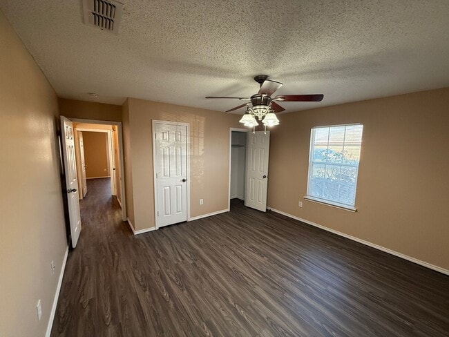 Building Photo - 6519 88th St