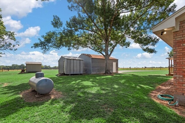 Building Photo - 28792 Waller Gladish Rd