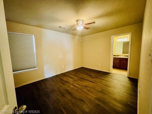 Building Photo - 6601 Huntington Ct