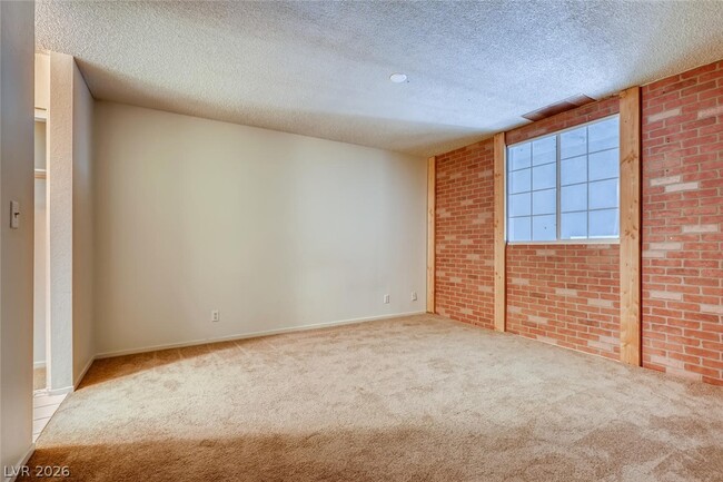 Building Photo - 6506 Ironbark Ln