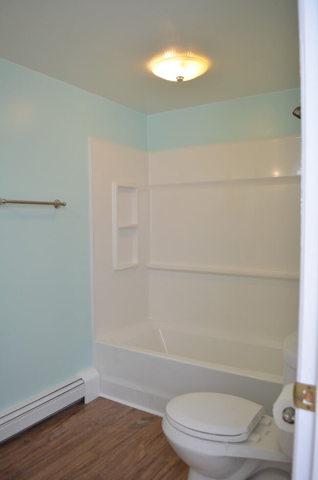 Building Photo - Beautiful 3 bd, 2 bath home for rent in Fa...