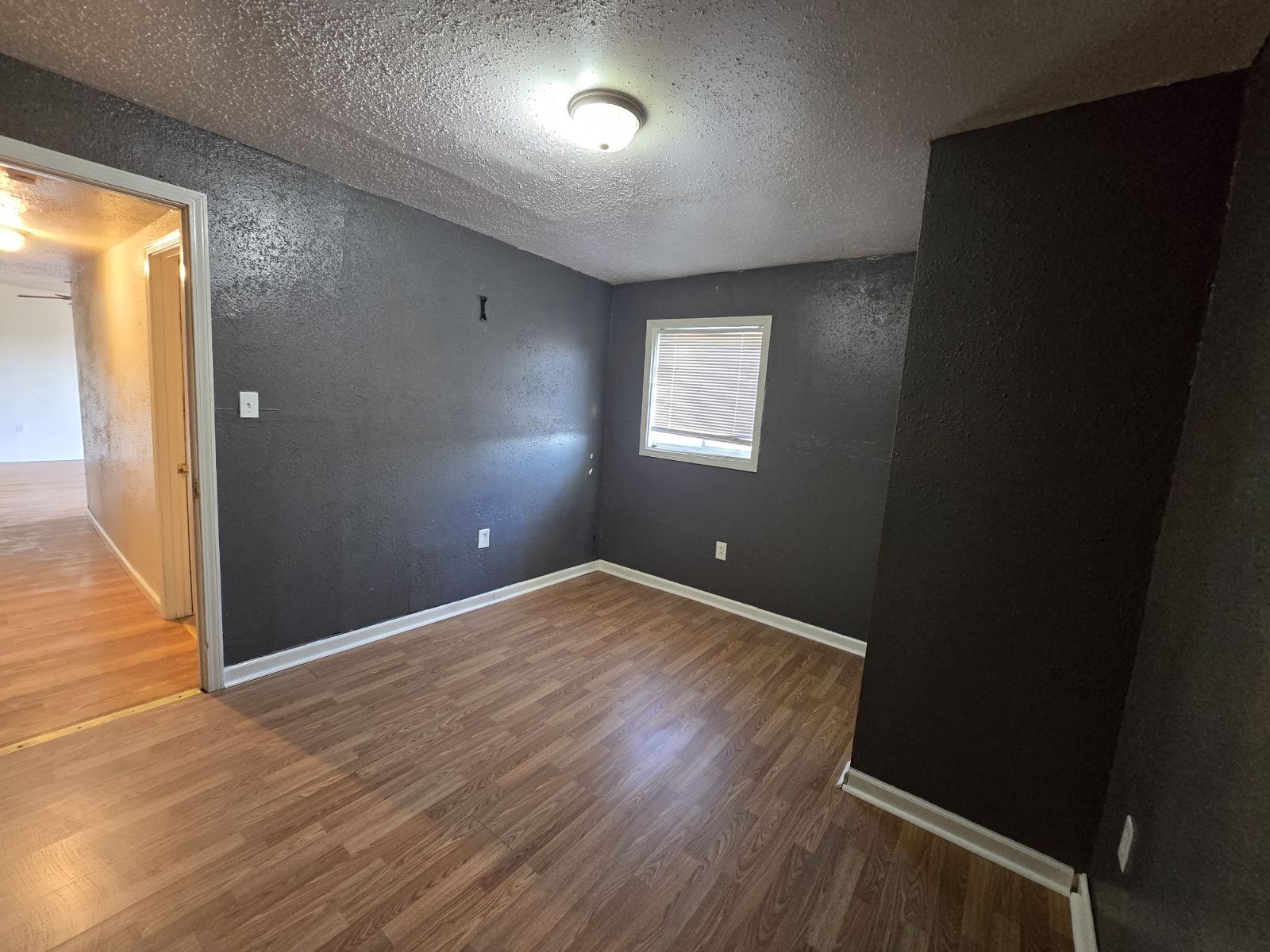 Building Photo - 507 Saint Robert Dr