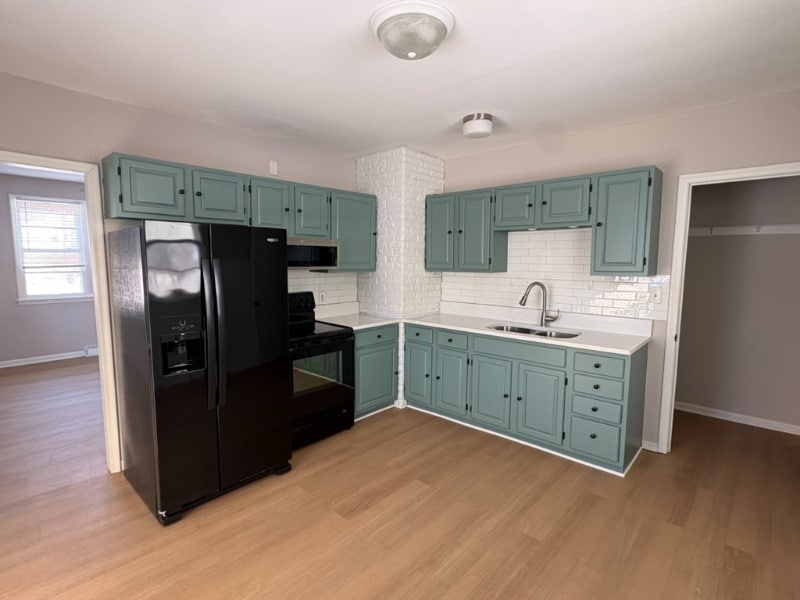 Building Photo - 870 Wagon Wheel Trail