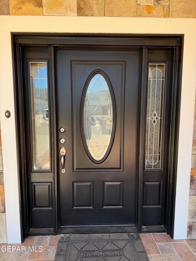 Building Photo - 323 Rio Tinto Dr