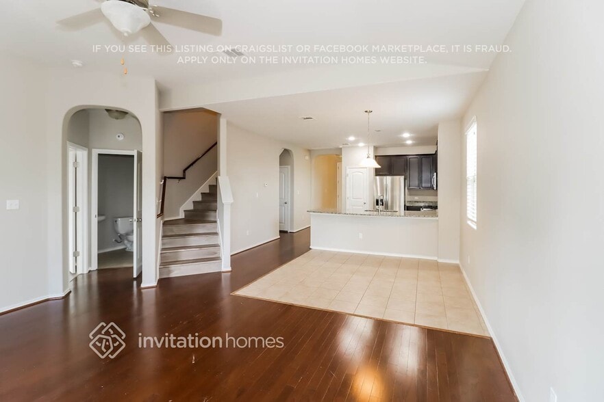 Building Photo - 110 Camden Cove