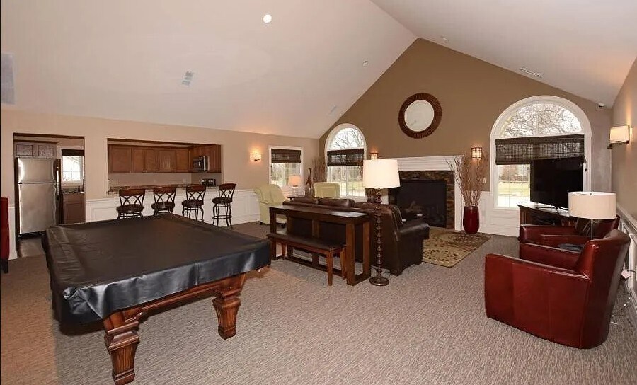 Community Room - 542 Pewaukee Rd