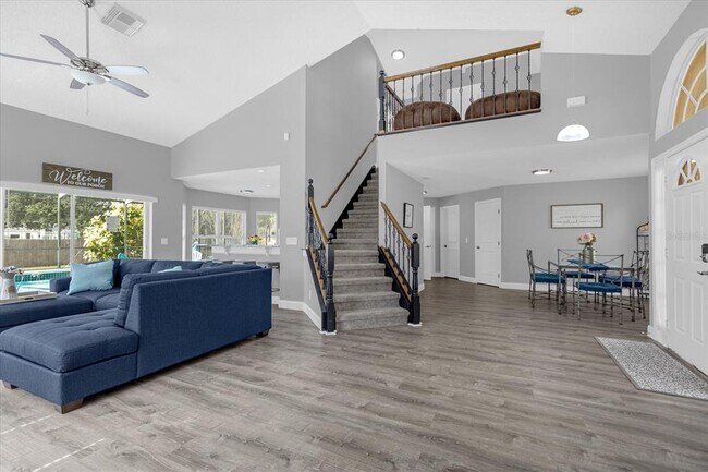 Building Photo - 2820 Smithfield Dr