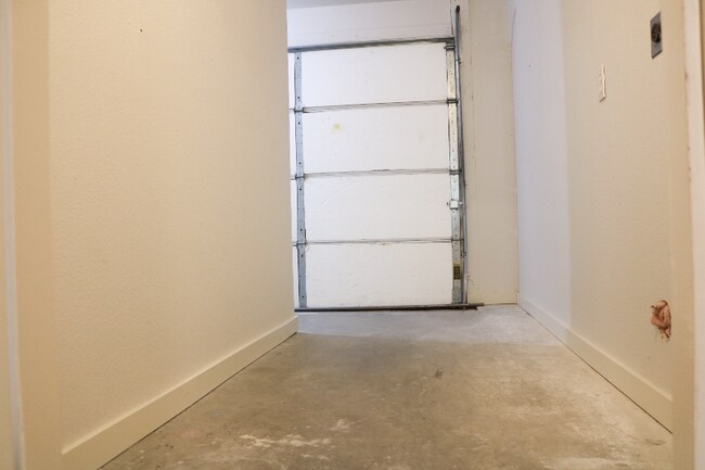 Building Photo - 1205 Spring St