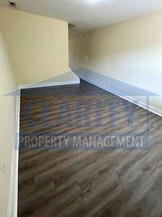 Building Photo - 2209 Old Harrison Pike NW