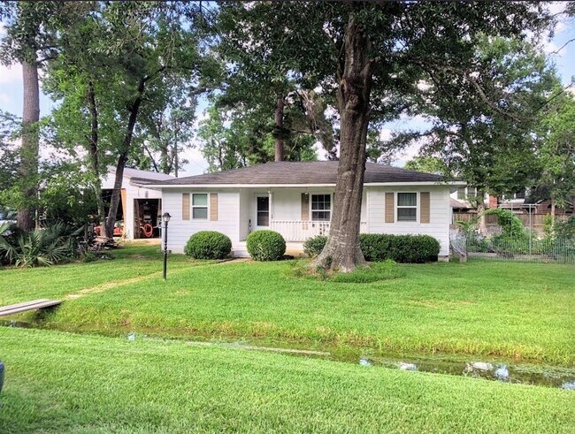 Primary Photo - 17910 Strack Farm Rd