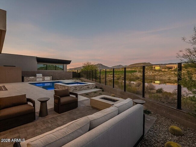 Building Photo - 37200 N Cave Creek Rd