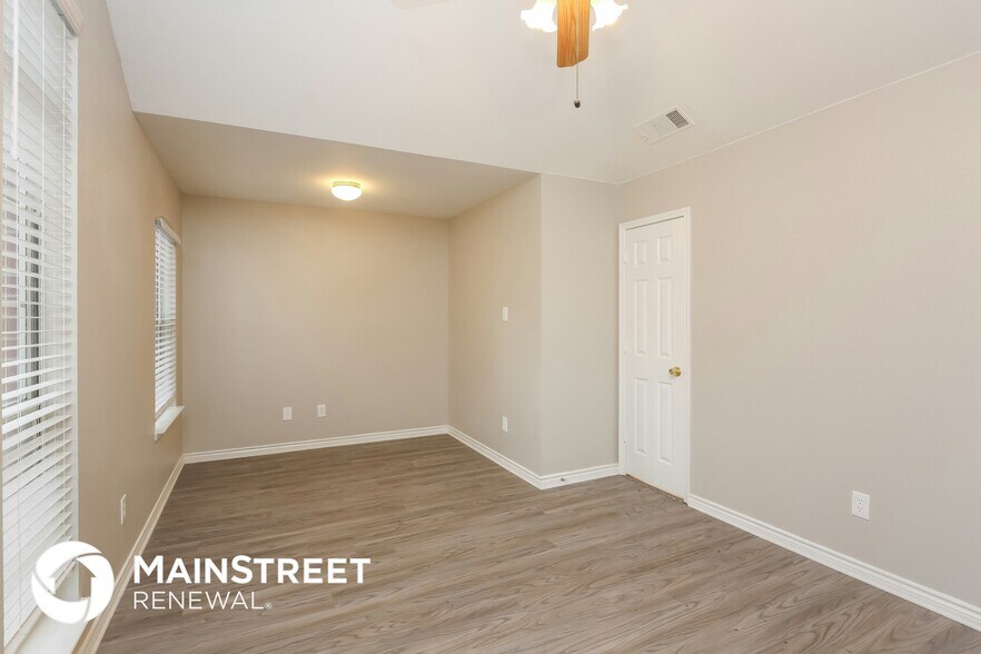 Building Photo - 1519 Allen Dr