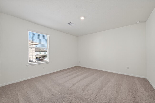 Building Photo - 8110 Shelter Bay Ln