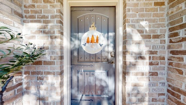 Building Photo - Asheton Lakes