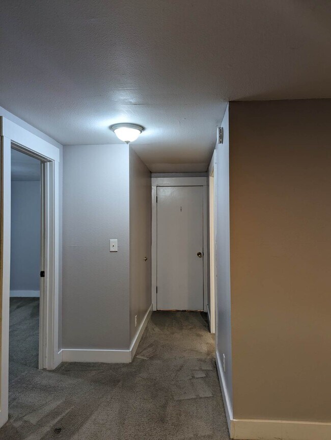 Hallway - 11338 S 2700 W