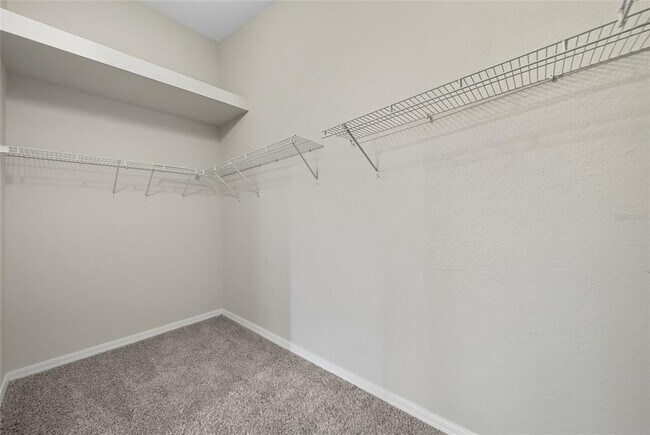 Building Photo - 11724 Holly Creek Dr