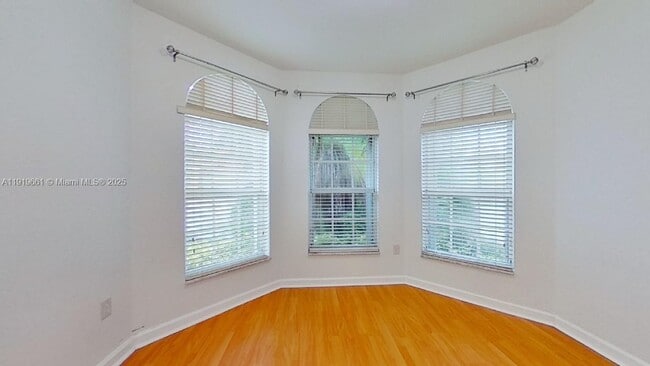 Building Photo - 11229 NW 78th Ln