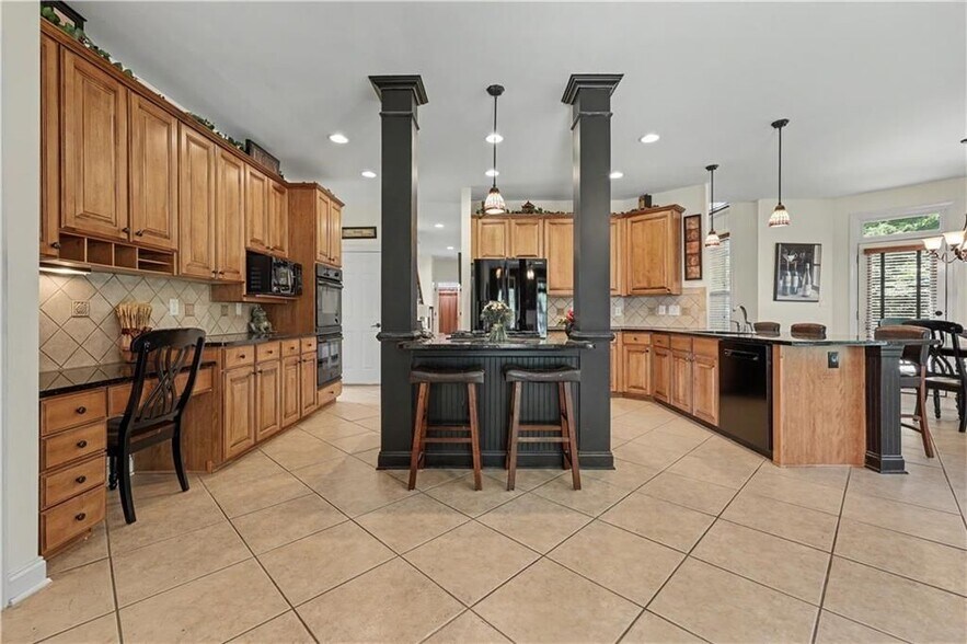 Building Photo - 4030 Greenside Ct