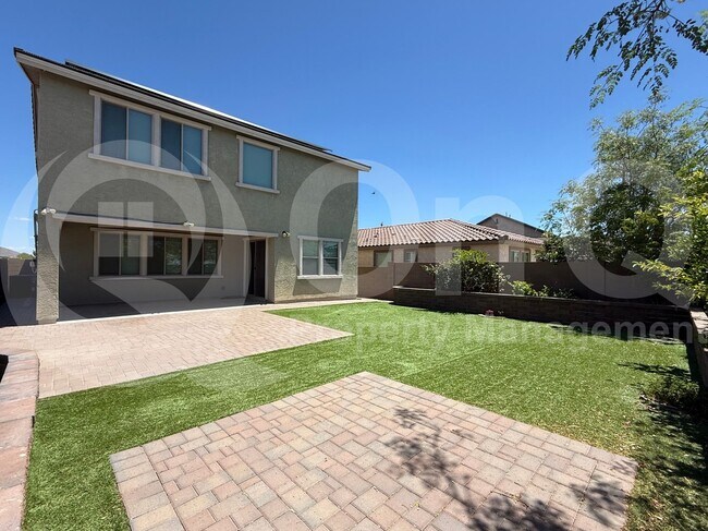 Building Photo - 10169 W Los Gatos Dr