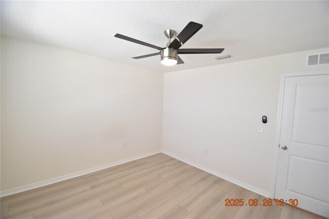 Building Photo - 8075 Broad Pointe Dr