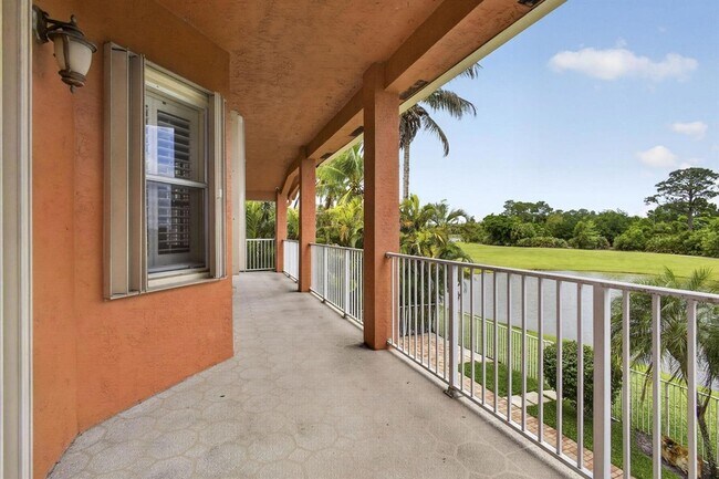 Building Photo - 1724 Annandale Cir