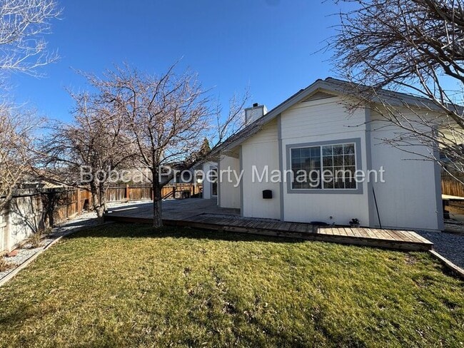 Building Photo - 326 Sandalwood Dr