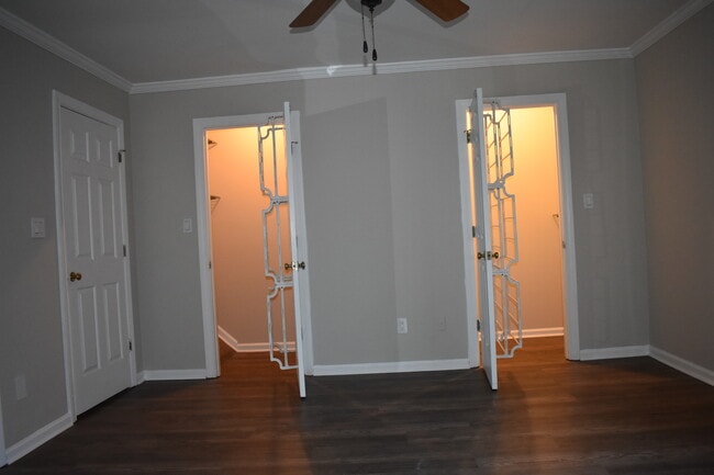 Building Photo - 23 Mt Vernon Cir