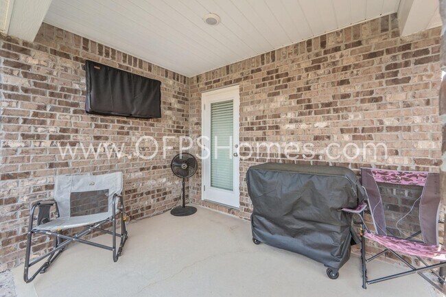 Building Photo - 4618 Naval Ct