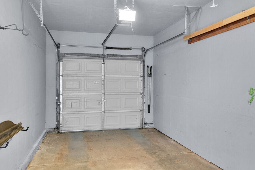 Building Photo - 2841 W 52nd Ave