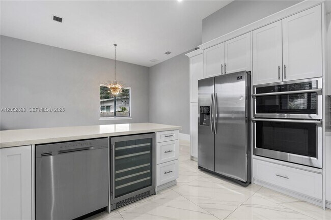Building Photo - 9340 SW 177th St