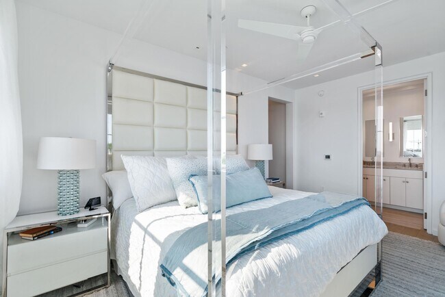Building Photo - Experience refined coastal living Alys Beach