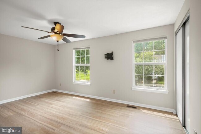 Building Photo - 12405 Gooderham Way
