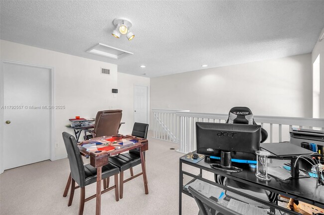 Building Photo - 871 NW 130th Ave