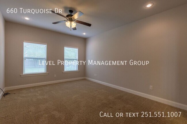 Building Photo - 660 Turquoise Dr