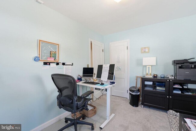 Building Photo - 1411 S Pollard St