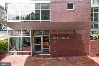 Building Photo - 2100 11th St NW