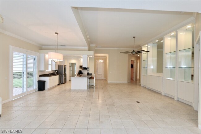 Building Photo - 5495 Freeport Ln